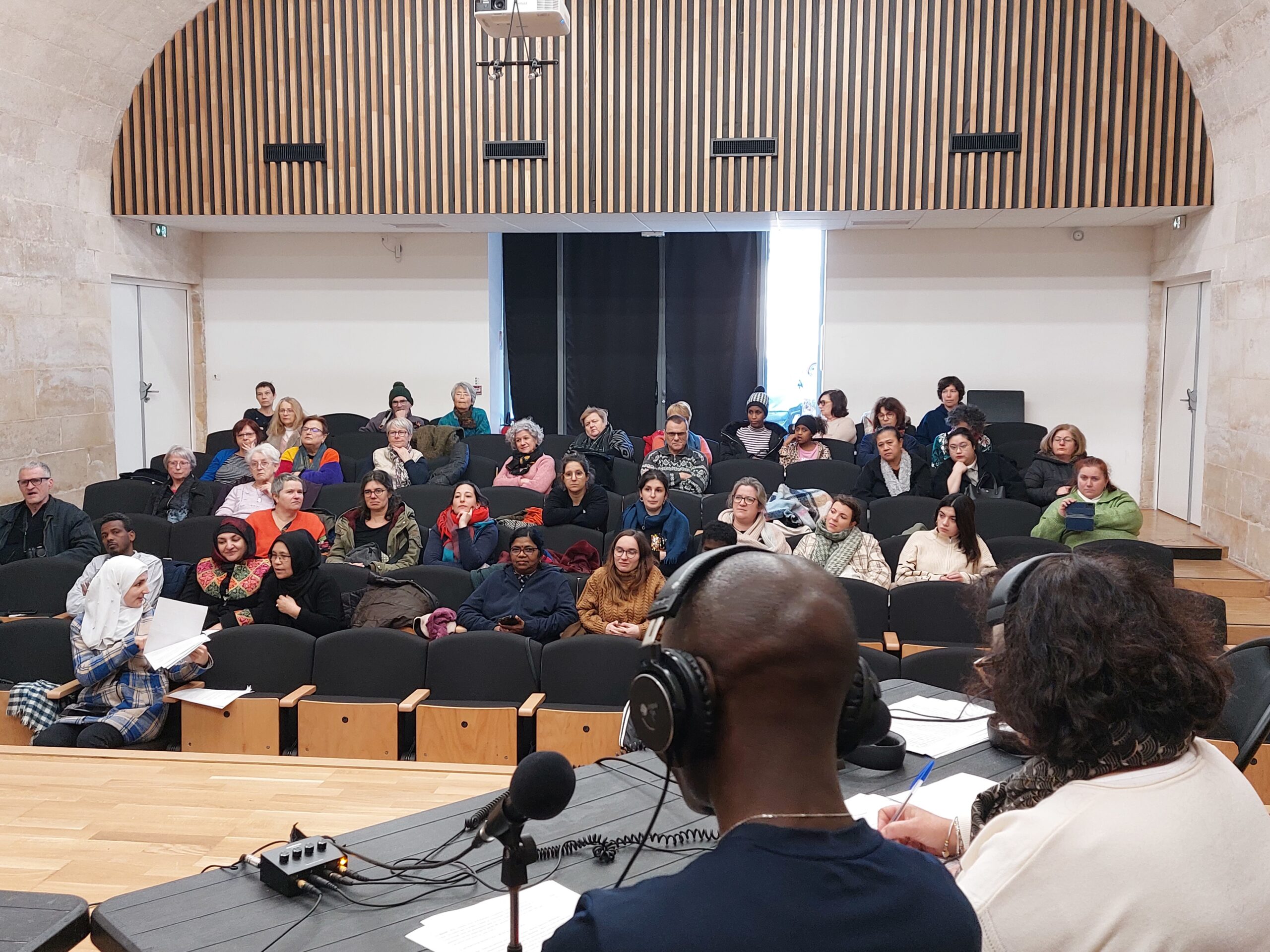 Les voix d’ici et d’ailleurs – émission 1 « La radio de l’espoir », l’émission des apprenants étrangers du CSC Grand Nort