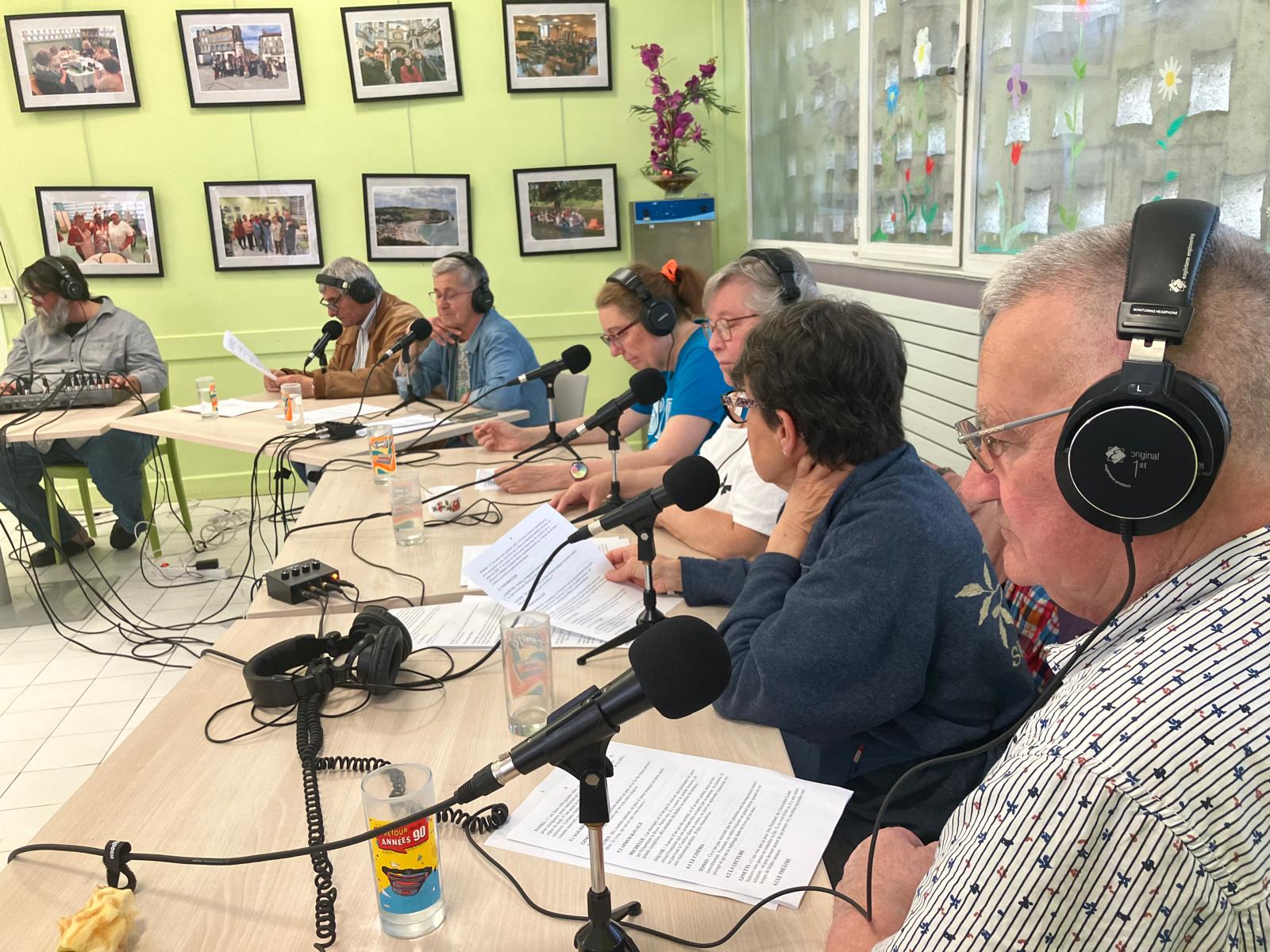 « Radio Laudat », l’émission “Les ieuv de DA-LAU” du foyer André Laudat de Grigny